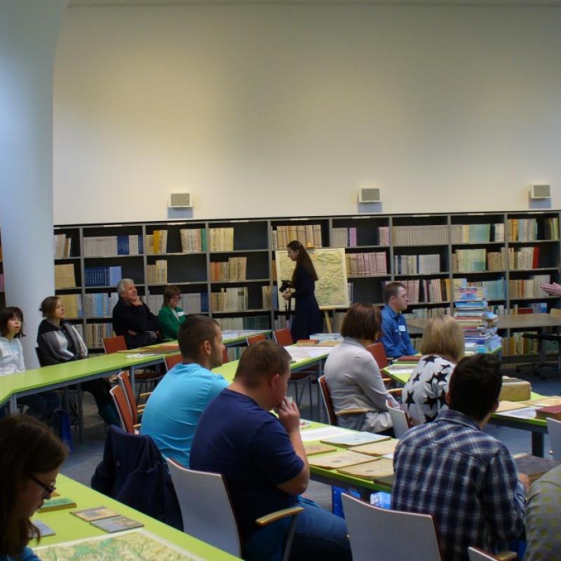 Powiększ obraz: 10.10.2017 - wizyta członków Stowarzyszenia „Bardziej Kochani”