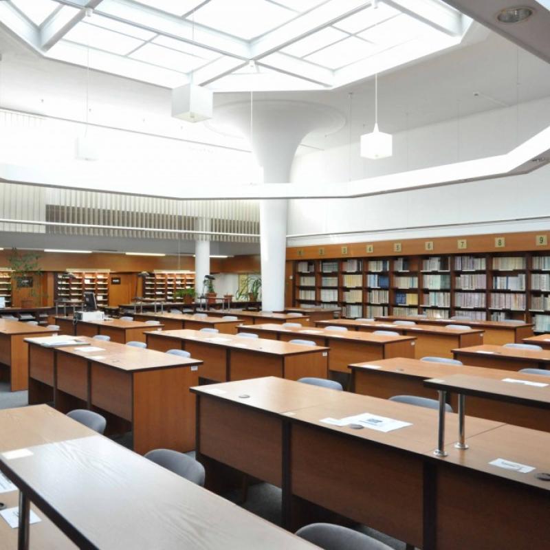 Powiększ obraz: Poprzednia czytelnia