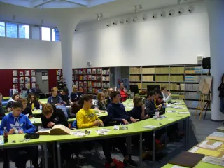 Powiększ obraz: Lekcja biblioteczna dla młodzieży