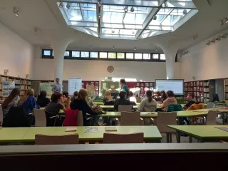 Powiększ obraz: Lekcja biblioteczna dla uczniów