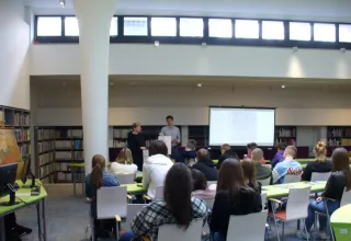Powiększ obraz: Lekcja biblioteczna dla uczniów - 13 kwietnia 2022