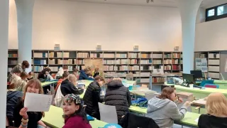 Powiększ obraz: Lekcja biblioteczna dla uczniów Szkoły Podstawowej nr 355 z Warszawy