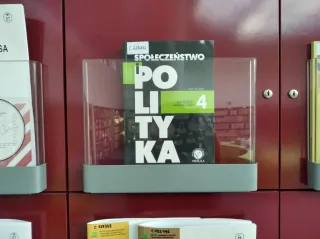 Powiększ obraz: Społeczeństwo i Polityka w zbiorach Centralnej Biblioteki Statystycznej