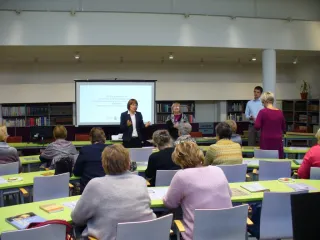 Powiększ obraz: Spotkanie ze słuchaczami Uniwersytetu Otwartego Trzeciego Wieku