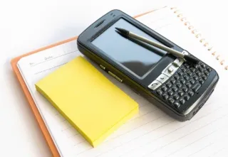 Powiększ obraz: Telefon komórkowy - dzień bez niego obchodzimy 15 lipca